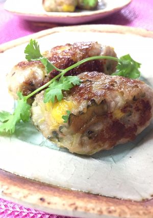豚肉とゴーヤで夏のエスニックバーグ-レシピのメイン写真