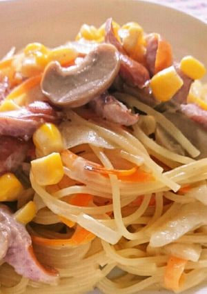 子ども大好き♥残り物でクリームパスタ♪-レシピのメイン写真