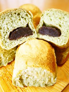 よもぎ粒あん★ちぎりパン~きな粉がけ~-レシピのメイン写真