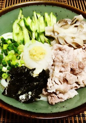夏バテ防止に 豚しゃぶおろしざるうどん-レシピのメイン写真