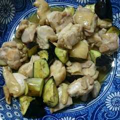 รูปของ 鶏モモ肉とナスの炒め煮