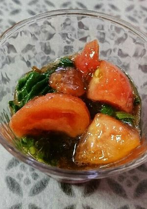 簡単☆モロヘイヤとトマトともずく酢の物-レシピのメイン写真