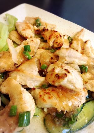 鶏胸肉一口ステーキ♪黒酢玉ねぎソースで♪-レシピのメイン写真