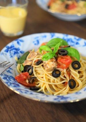 さば缶とトマトのバジル風味パスタ-レシピのメイン写真