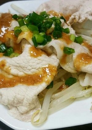 【茹でるだけ！】もやしと豚肉しゃぶ-レシピのメイン写真