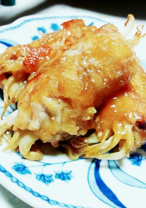 月末のおかずはこれで決定！もやし肉-レシピのメイン写真