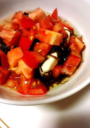 【塩分カロリー制限】もずくトマトの冷奴-レシピのメイン写真