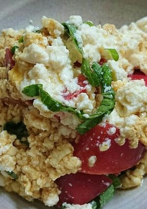 さっぱりあと一品☆トマトと大葉の白和え-レシピのメイン写真