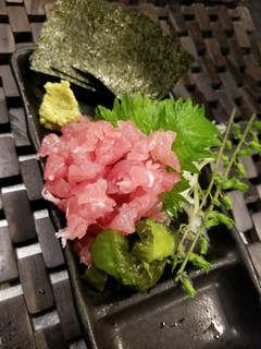 まぐろのたたき 漬物と一緒に♪柚子胡椒で-レシピのメイン写真