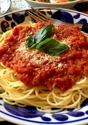 基本のトマトソースでパスタ-レシピのメイン写真