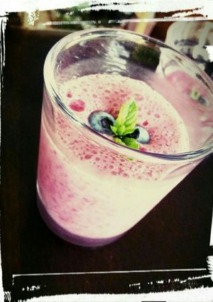 朝にぴったり!ブルーベリースムージー!!-レシピのメイン写真