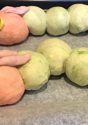 はらぺこあおむしちぎりパン-レシピのメイン写真