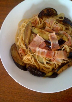 茄子とベーコンのバター醤油パスタ-レシピのメイン写真