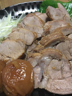 梅干しと煮る焼き豚-レシピのメイン写真
