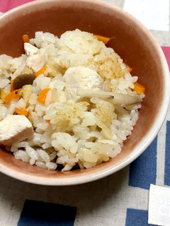 分量は同じ!簡単炊き込みご飯!-レシピのメイン写真