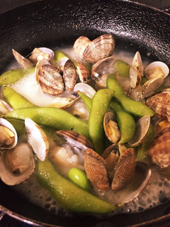 アサリと冷凍枝豆のワイン蒸し-レシピのメイン写真