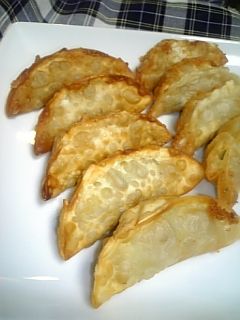 ☆納豆そぼろdeチーズin揚げ餃子☆-レシピのメイン写真