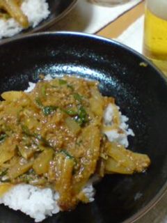 豚でもさっぱり!ピリ辛丼-レシピのメイン写真