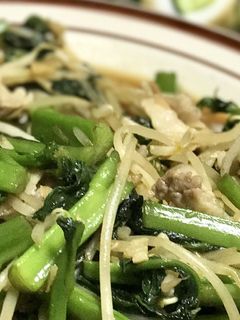 ツルムラサキと豚肉の中華炒め◎もやし入り-レシピのメイン写真