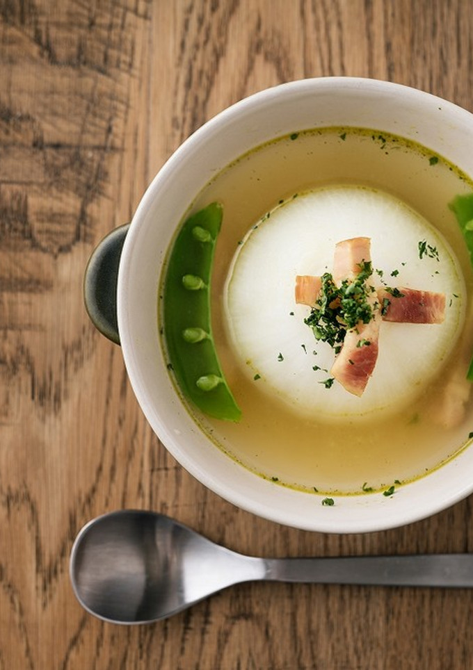 丸ごと新たまねぎのスープ-レシピのメイン写真