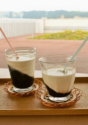 ぷるぷる寒天ドリンク黒みつコーヒー牛乳-レシピのメイン写真