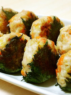簡単おかず:鶏つくねの大葉巻き-レシピのメイン写真