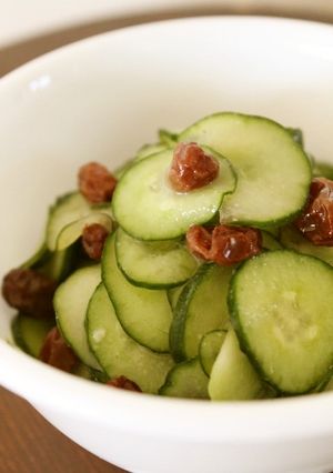 レーズンリンゴ酢はちみつ漬けで胡瓜酢の物-レシピのメイン写真