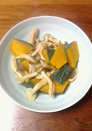 早い☆簡単☆カボチャとシメジのレンジ煮-レシピのメイン写真