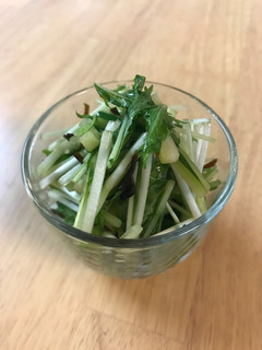 すぐ出来る☆水菜ときゅうりの塩昆布和え-レシピのメイン写真