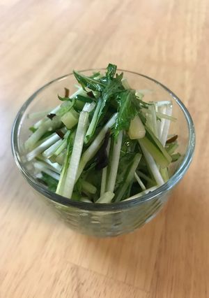 すぐ出来る☆水菜ときゅうりの塩昆布和え-レシピのメイン写真