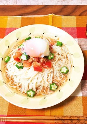 超簡単！トマトとツナの冷静素麺☆温玉のせ-レシピのメイン写真