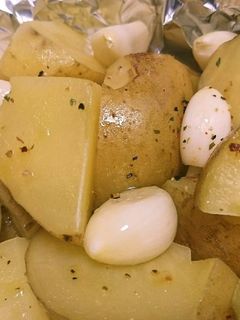 ほくほく!ポテトとニンニクのホイル焼き-レシピのメイン写真