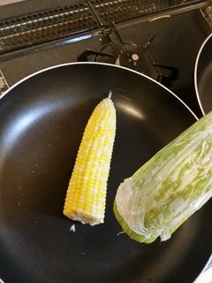 とうもろこしがきれいにむけるむきかた☆-レシピのメイン写真