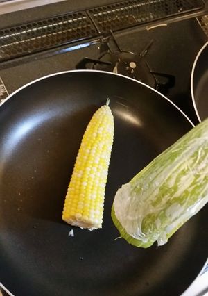 とうもろこしがきれいにむけるむきかた☆-レシピのメイン写真