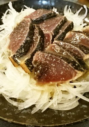 簡単！生臭みなし！牛角たれで絶品鰹たたき-レシピのメイン写真