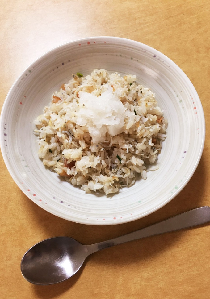 梅しらす炒飯with大根おろし-レシピのメイン写真