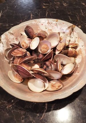 潮干狩り。海で取ったハマグリの酒蒸し-レシピのメイン写真