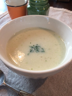 ここも使って♡ブロッコリーの茎スープ-レシピのメイン写真