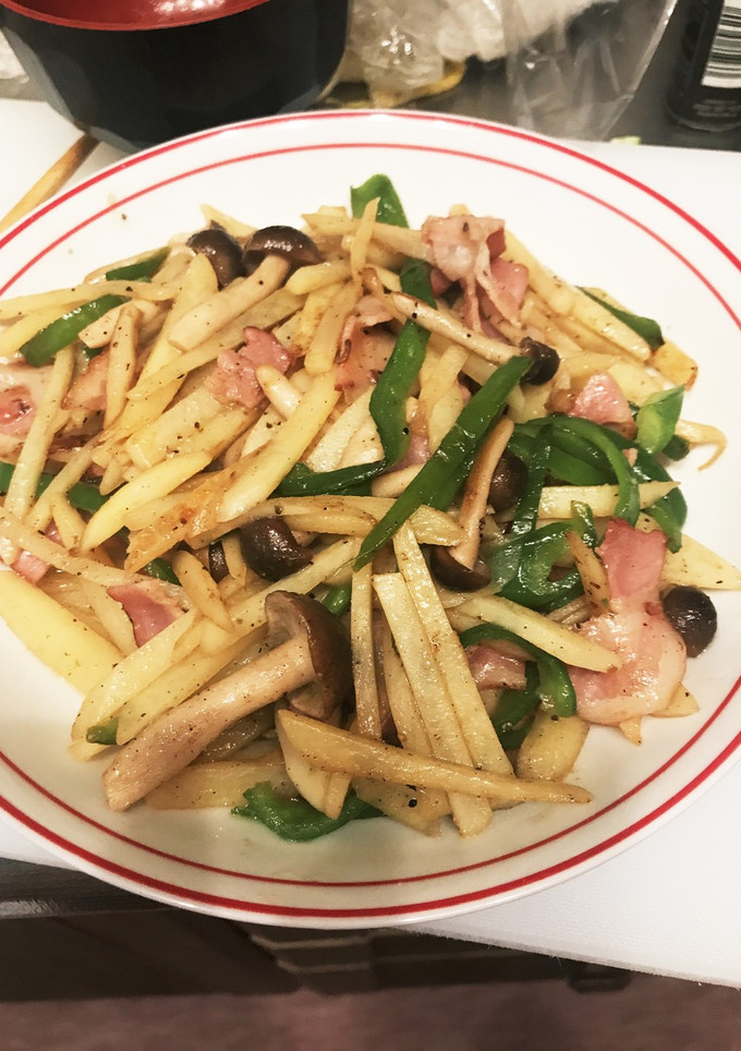 じゃがいもときのことベーコンの炒め物-レシピのメイン写真