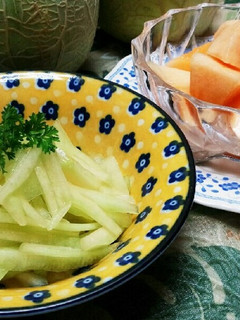 メロンの皮のおつけもの♪サラダ感覚♪-レシピのメイン写真