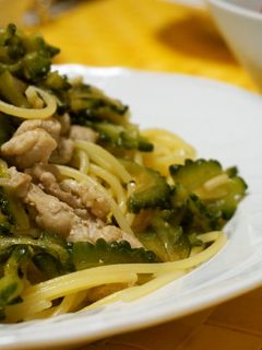 夏バテ防止!ゴーヤと豚肉の和風パスタ-レシピのメイン写真