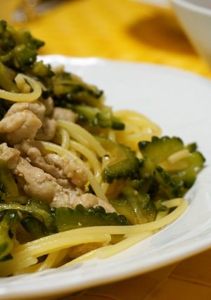 夏バテ防止！ゴーヤと豚肉の和風パスタ-レシピのメイン写真