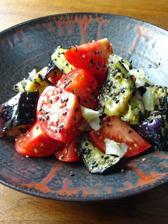 揚げ茄子とトマトのごま塩サラダ-レシピのメイン写真