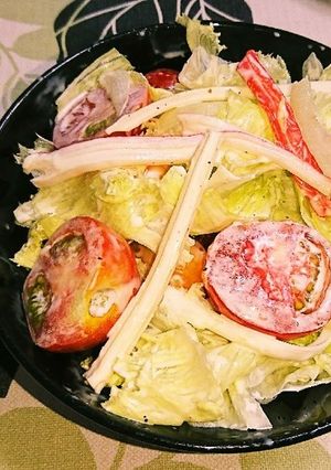 旨ウマ♪夏野菜とカニかまシーザーサラダ-レシピのメイン写真