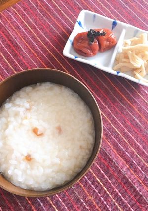 バテ気味、風邪をひいたら…梅がゆ-レシピのメイン写真