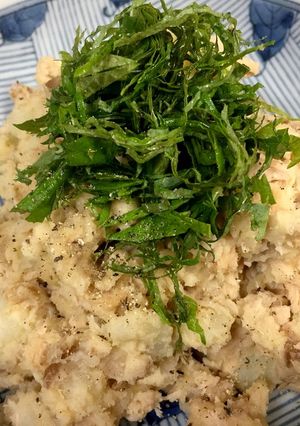 ツナといぶりがっこの飲み友ポテサラ-レシピのメイン写真