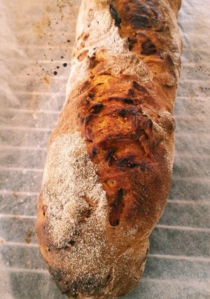 捏ねないライ麦バゲット（フィリング入）-レシピのメイン写真