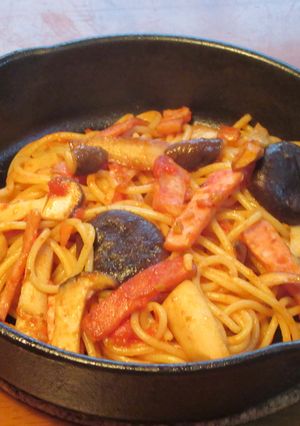 ハムと２種類のきのこのトマトパスタ-レシピのメイン写真
