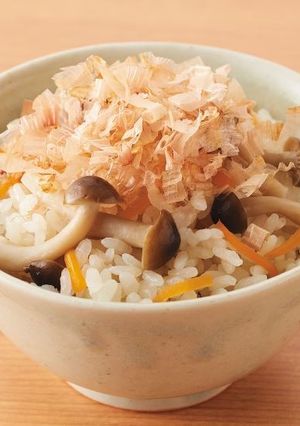 白だしで簡単!きのこの炊き込みご飯-レシピのメイン写真