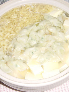 鍋物に入れる麺はコレ☆焼きそば麺☆-レシピのメイン写真